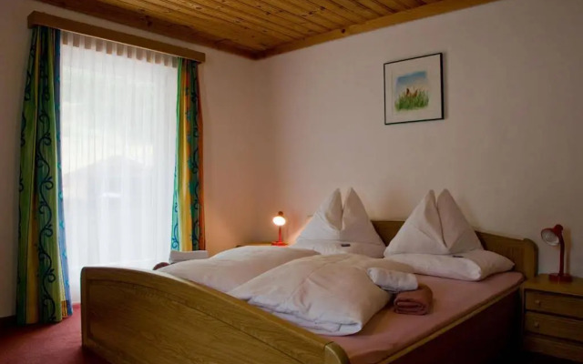 Landhaus Alpenrose - Feriendomizile Pichler