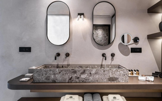 Aeonic Suites and Spa