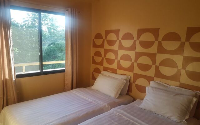 TSC Suites by Eastland Residences