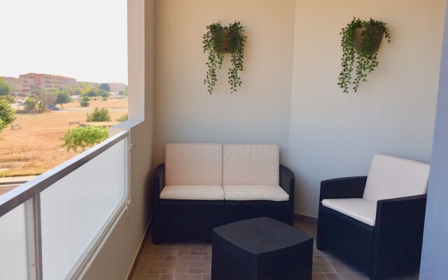 Le Domus Modern Apartments