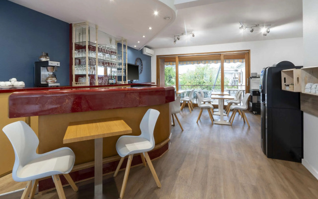 Sure Hotel by Best Western Saintes