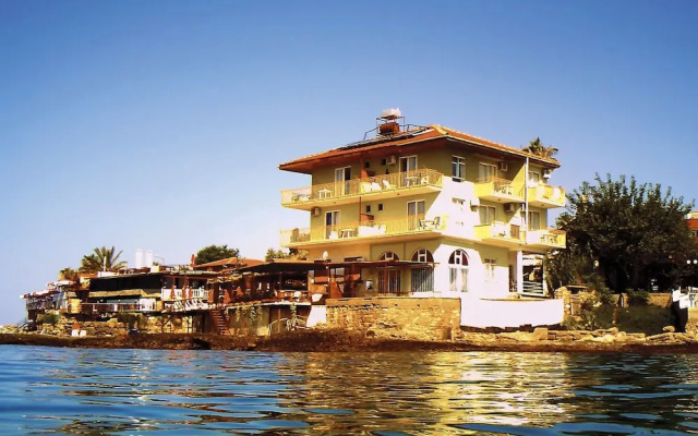 Yali Hotel