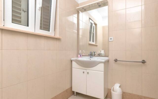 House Apartments Ariva