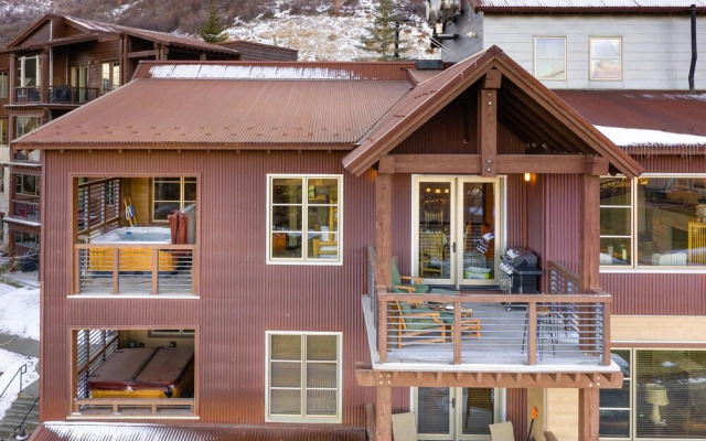 Three Kings - Slopeside