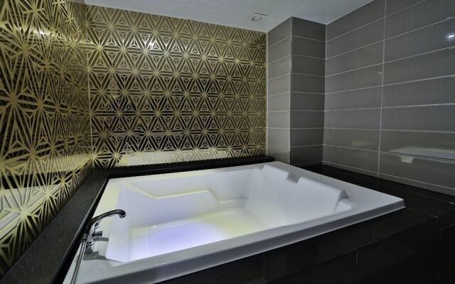 Changwon Sangnamdong Hotel Baba