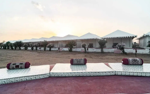 Sam Desert Resort