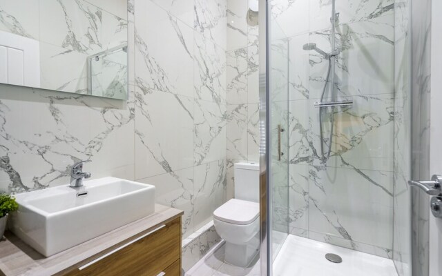 HG Collection - Cardiff City - Sleeps 6