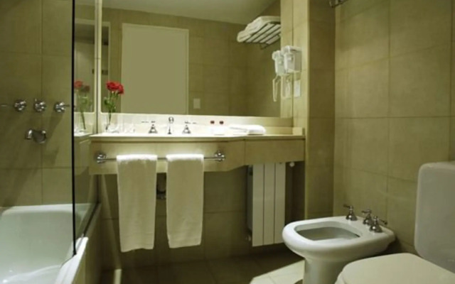 Hotel Mil 810