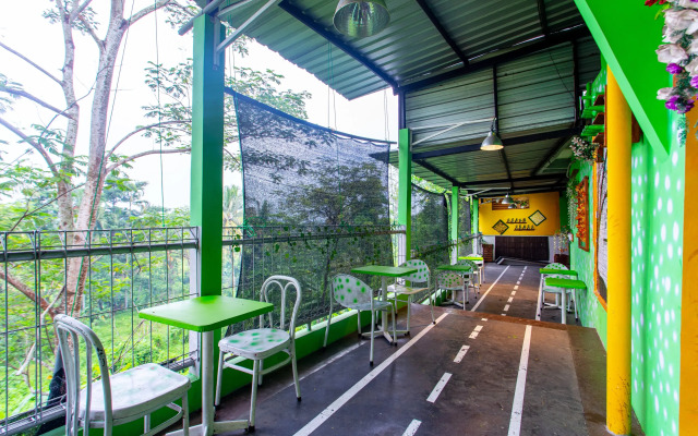 OYO 3042 Griya Karangsalam Indah