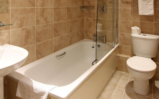 Mercure Wolverhampton Goldthorn Hotel