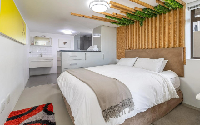 Cape Town Skyroof apartment LOADSHED PROOF Ocean Views