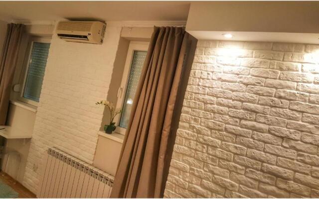 Apartment Cherry Queen