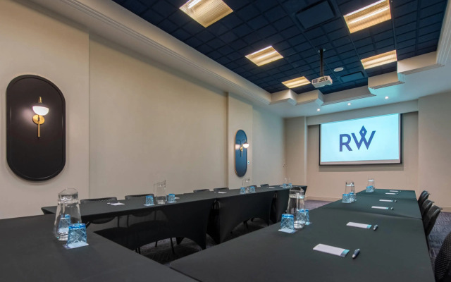 Hotel Royal William, an Ascend Collection Hotel