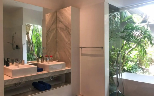 Villa Samudra Raya