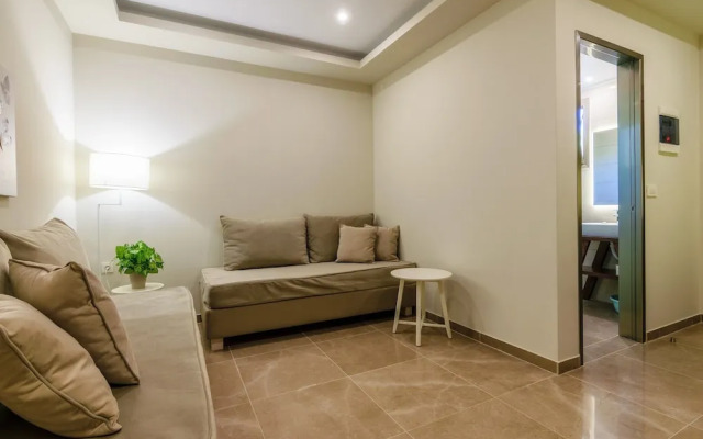 Remezzo Apartments & Studios