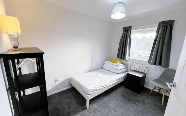 Seaside Haven Retreat - 2 Bedroom Apartment