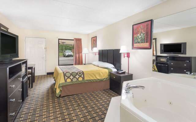 Super 8 by Wyndham Decatur/Lithonia/Atl Area