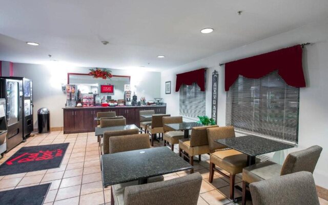 Red Roof Inn & Suites Savannah Airport