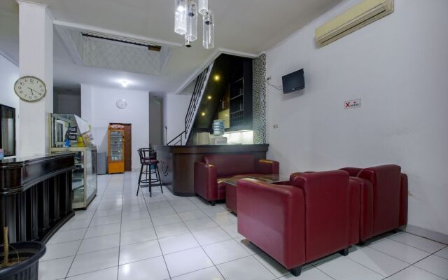 Zen Rooms Hotel Arjuna Bekasi