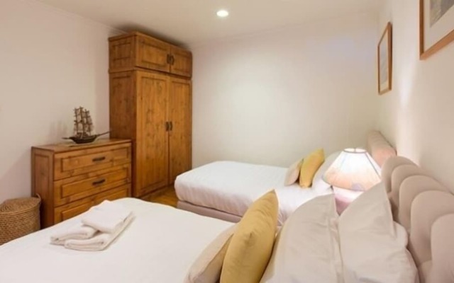 Baan San Ploen Condominium by Renvio