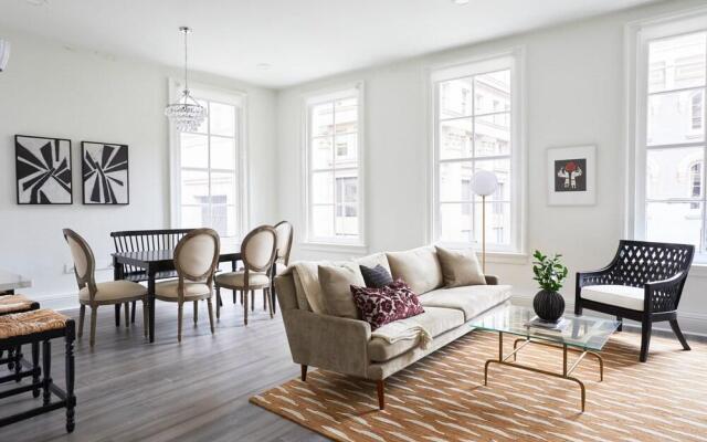 St. Charles Elegant Suites by Sonder