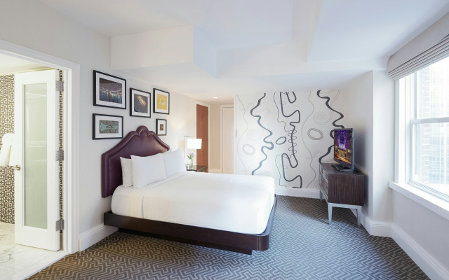 The Lexington Hotel, Autograph Collection