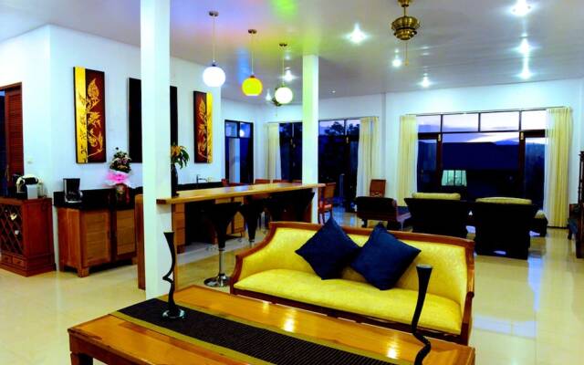 NB Villa Nicky Sunset