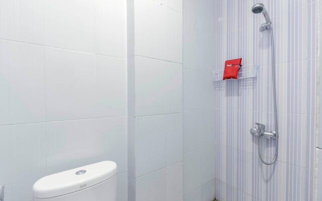 RedDoorz Syariah near Metropolitan Mall Bekasi