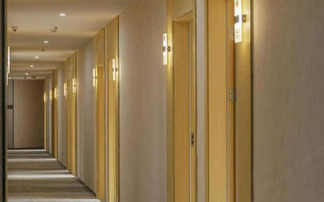 Shangyue Hotel (Ganzhou Economic and Technological Development Zone International Enterprise Center)