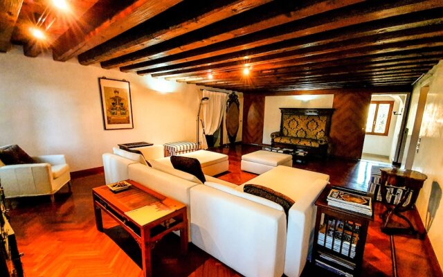 Villa Foscolo - Luxury Rooms & Apartments