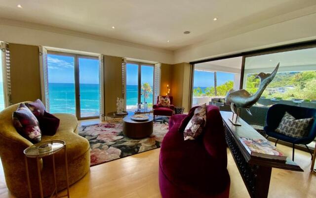 Clifton YOLO Spaces – Clifton Mansion Villa