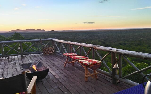 Ruaha Hilltop Lodge