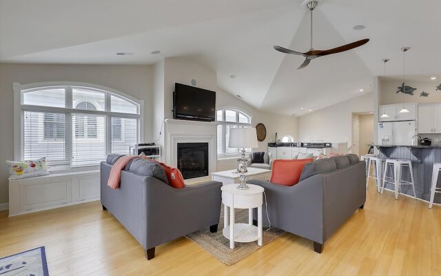 220 Oceanview Parkway by Long & Foster