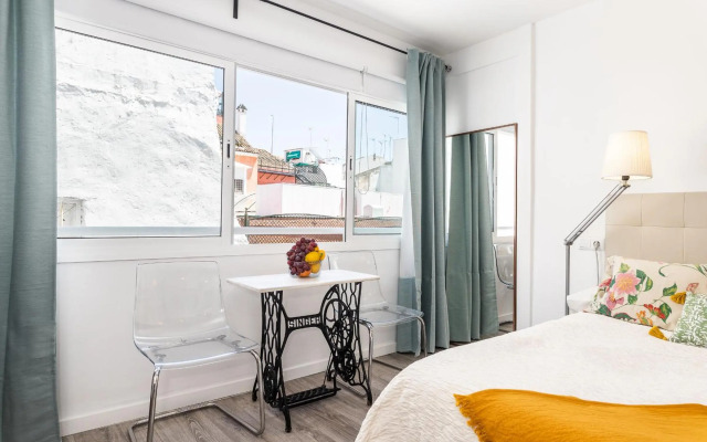 BNBHolder Cosy I SEVILLA CATHEDRAL