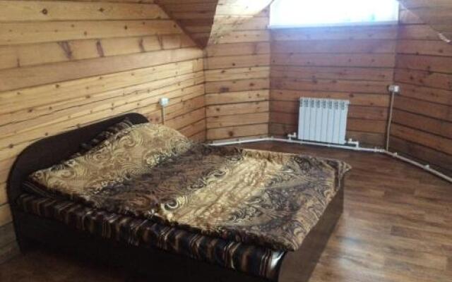 Guest House on Dalnyaya Kamenushka 243