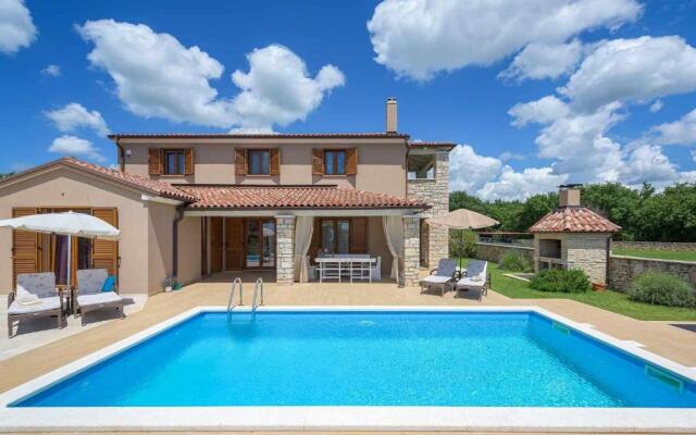 Villa Neo