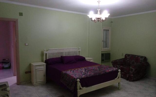 Aziz Apartment
