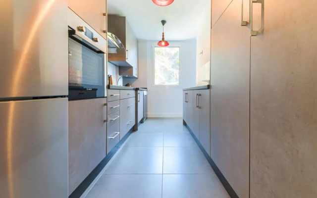 Reding 33 With Terrace