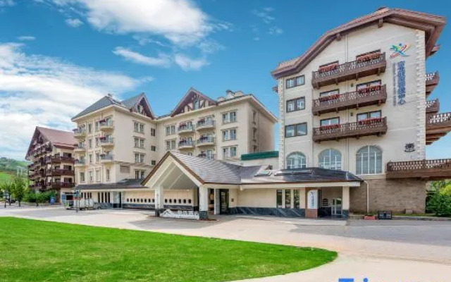 Zhangjiakou Fulong Fengling Yuegu Fanwoods Hotel
