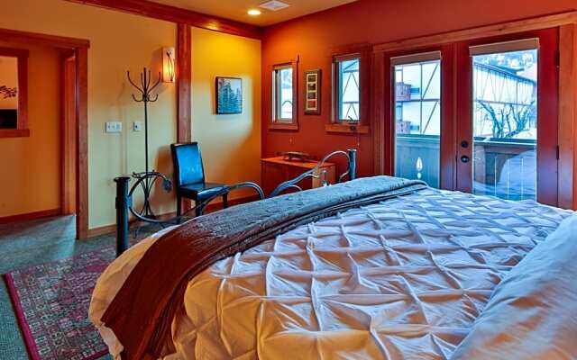 Solstice Suites