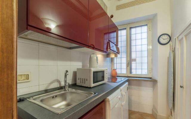 Fontanella Borghese - 2 minutes walk by Spanish Steps!