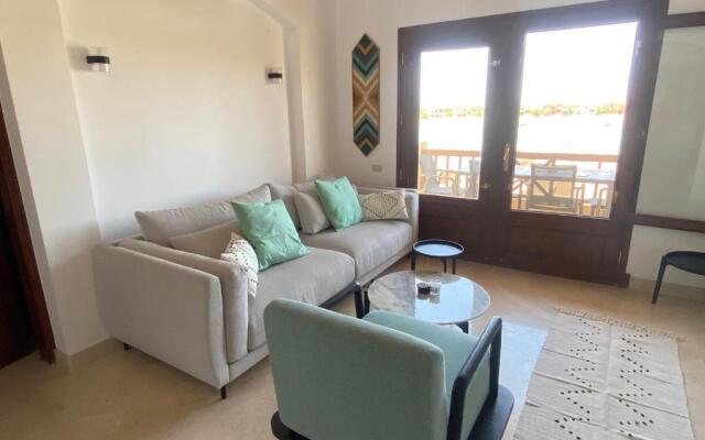 Sabina 2br penthouse