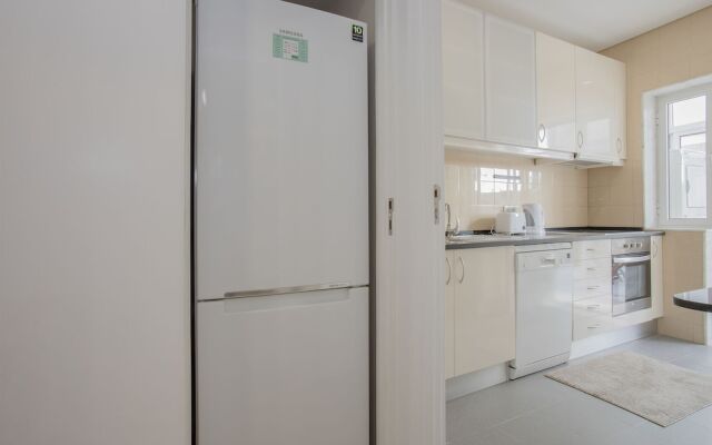 Liiiving - Terrace Downtown Apartment