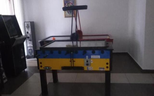 Belvedere Holiday Club L102