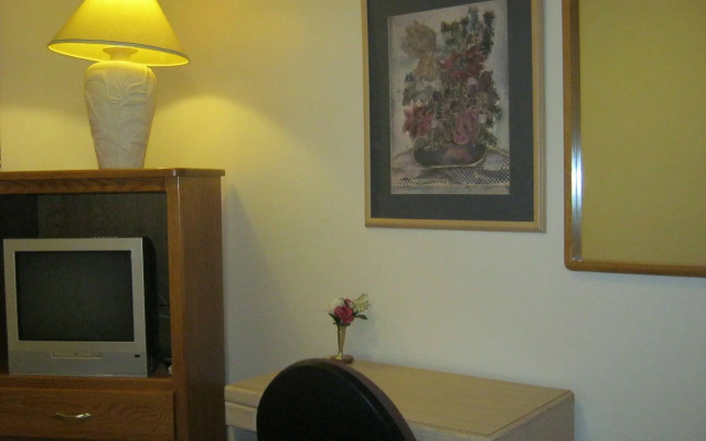 Kelowna Okanagan Lake Hostel