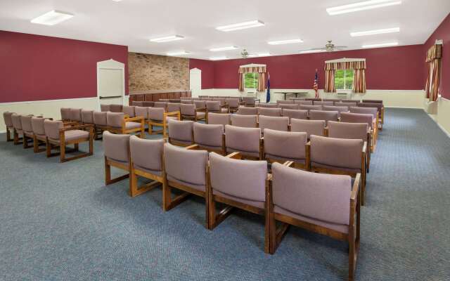 Baymont by Wyndham Manistee