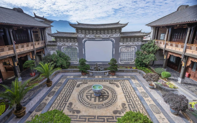 Heqing Cunshi Manor · YouRan Residence