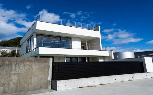 the View miurashiharumicho