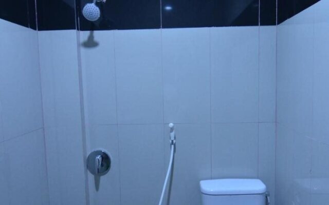 Galaxy Inn Hotel Baubau