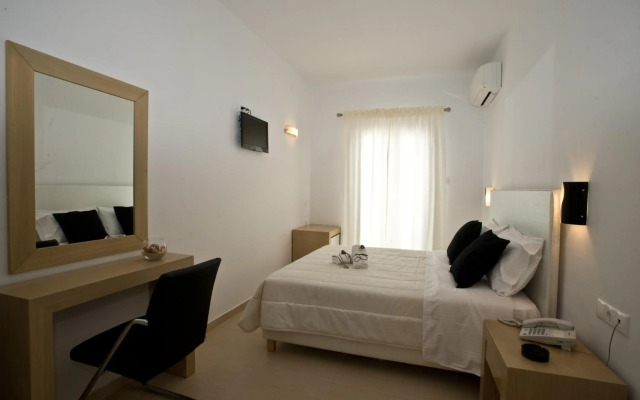 Zannis Hotel